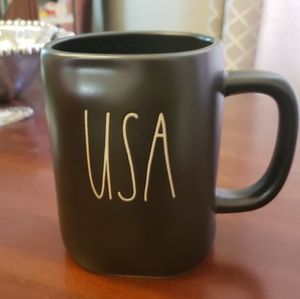 Rae Dunn Black USA mug